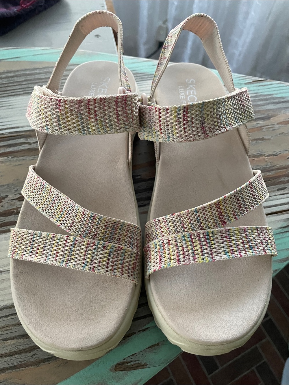 Skechers Luxe Foam Strappy Sandals - Size 10